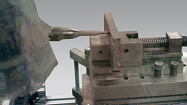 Ensaio em instrumentos cirúrgicos