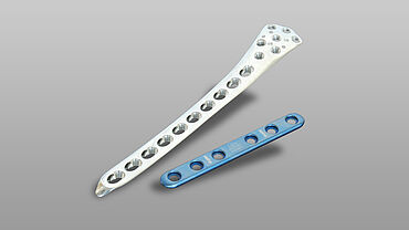 根据ASTM F382和ISO 9585对金属接骨板和固定装置进行弯曲试验(接骨板)