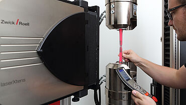 ASTM E8 / ASTM E8M: ambient temperature tensile test of metal