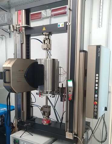 都灵理工大学利用ZwickRoell高温测试系统开发了新型复合材料，最高可达+ 1200°C
