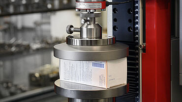 Medikal endustrisinde kağıt,纸箱已经oluklu mukavva uzerinde yapılan testler