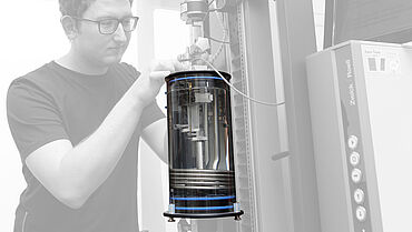 ZwickRoell environmental test chamber is used for in - 80 ° C to + 2200 ° C for material testing in different environmental conditions