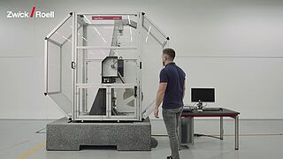 透過擺錘衝擊試驗機 HIT750P - 對金屬進行Charpy及拉伸測試